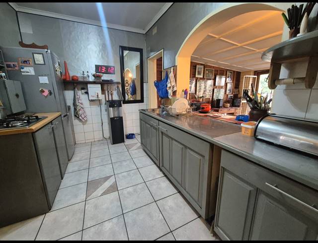 5 BEDROOM HOUSE FOR SALE IN FLORA GARDENS